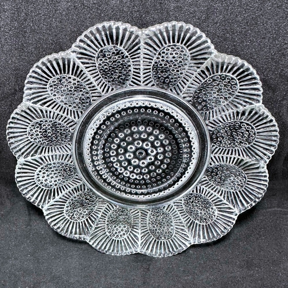 Vintage Clear Glass Flower‎ Shaped Appetizer Plate Daisy Sunburst Pattern